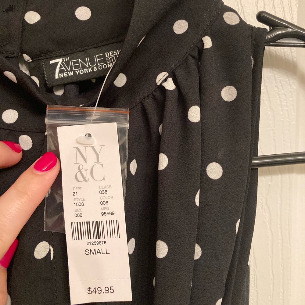 SOLD: NWT black & white polka dot key hole/tie detail top - Picture 3 of 4